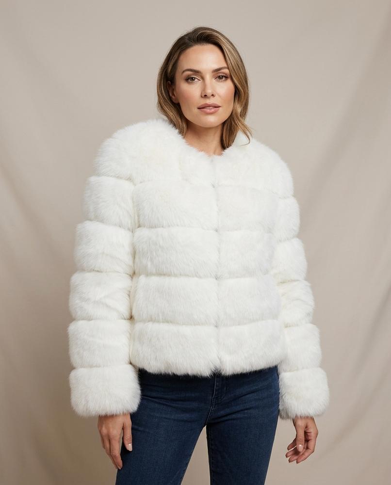 Madline24 - Vamar | Plüschige Gegliederte Jacke Damen